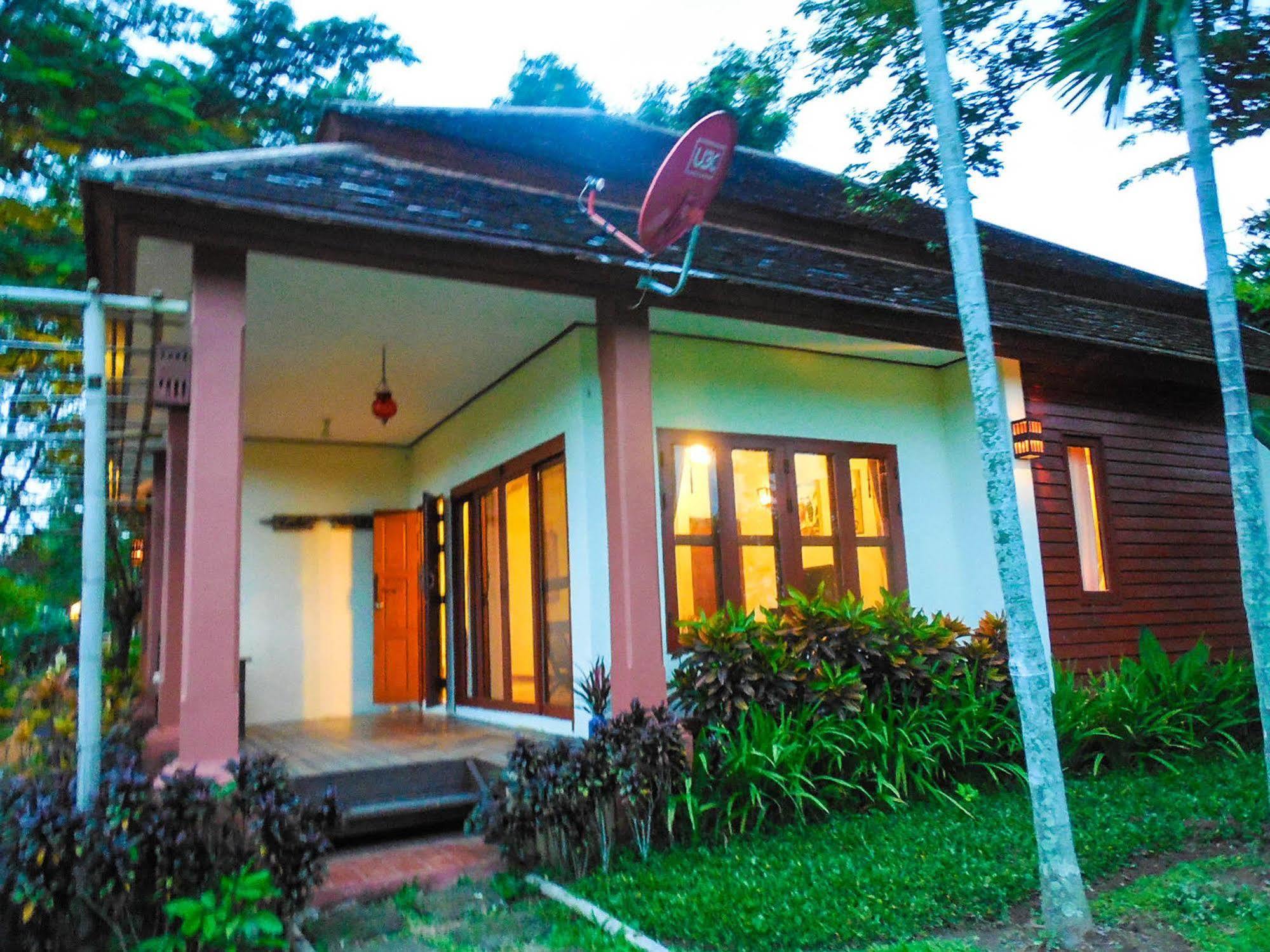 Palm Spa Village Resort Mae Rim Ngoại thất bức ảnh